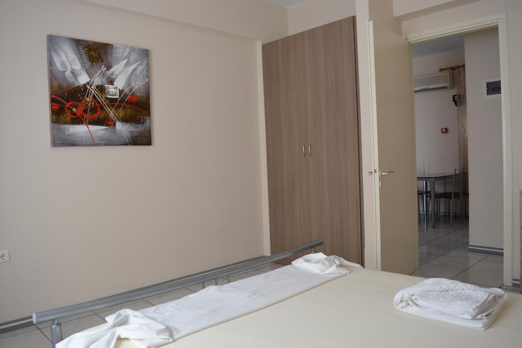 Iro Apartments Paralia Agias Foteinis Экстерьер фото